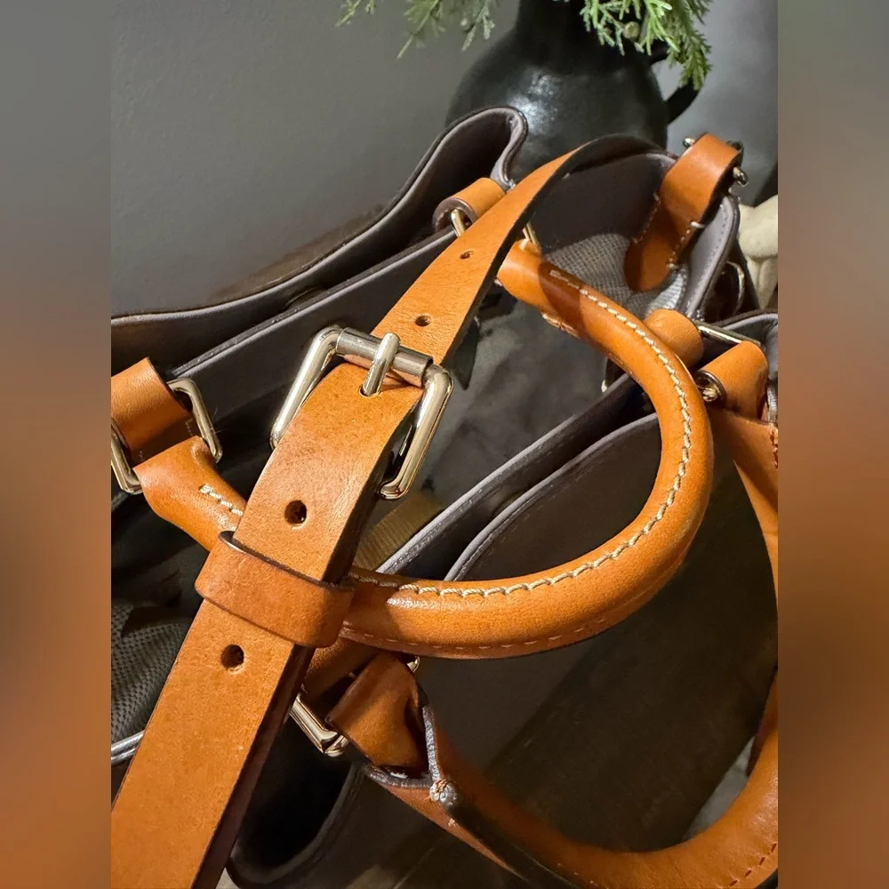 Dooney & Bourke Barlow Satchel/Crossbody Bag - Picture 7 of 16